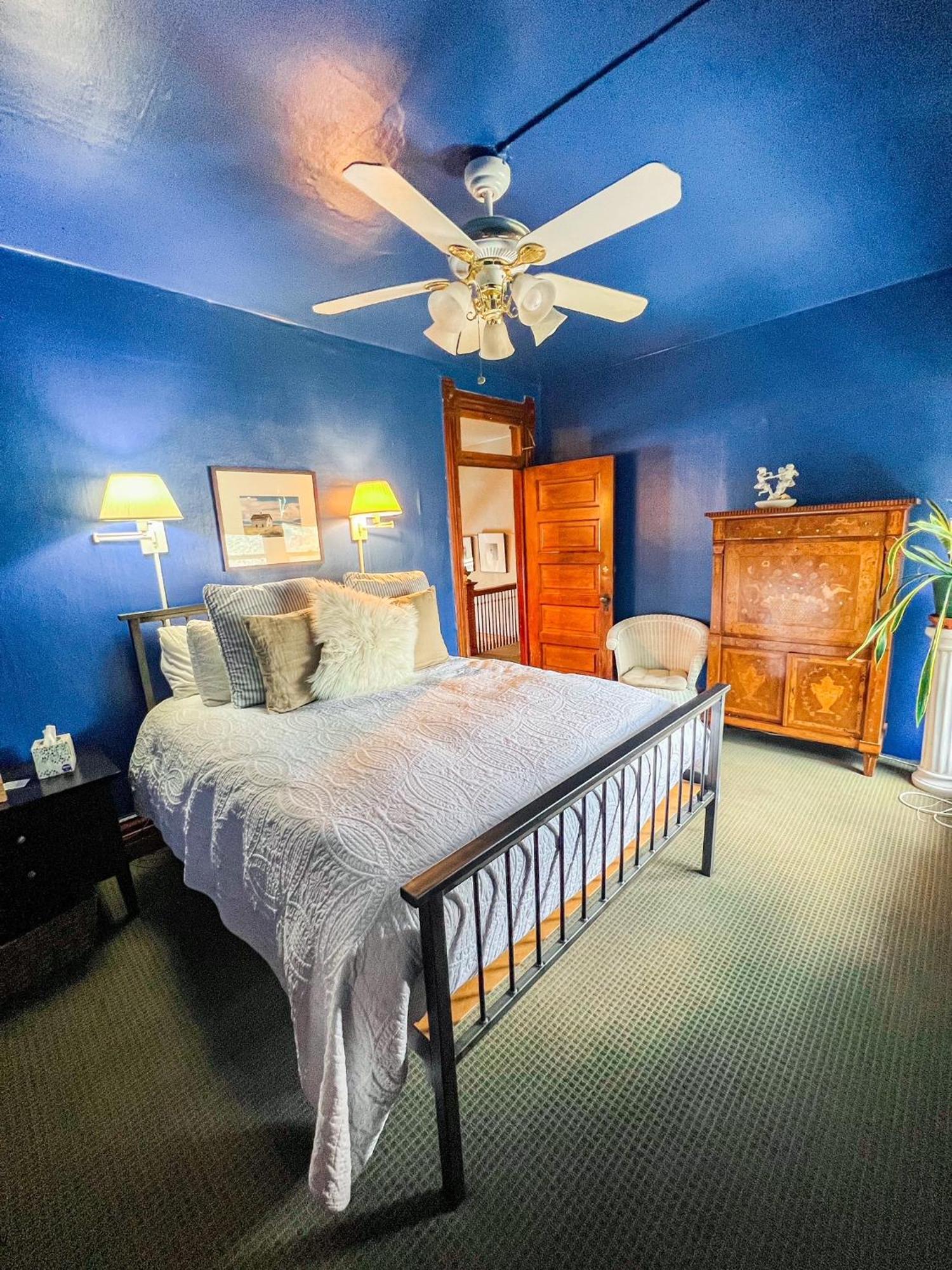 Off Broadway B & B DEN Exterior foto